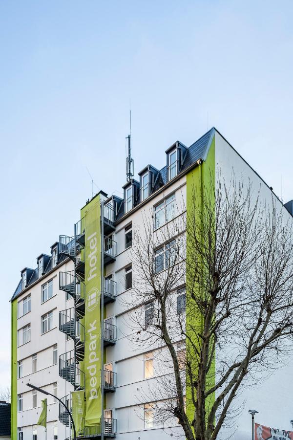 Bedpark Stellingen Hotel Hamburg Exterior photo